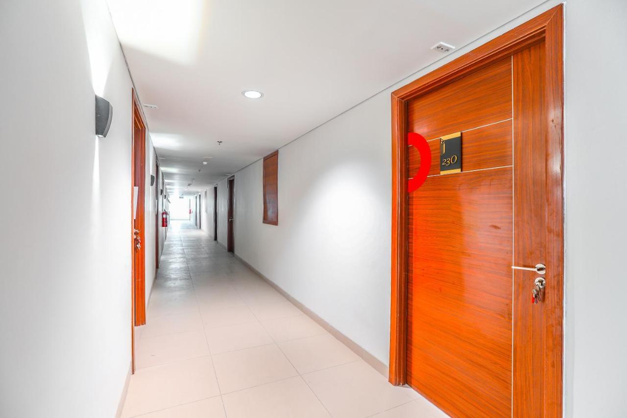 Super Oyo Collection O 16 Vittoria Residence Yakarta Exterior foto