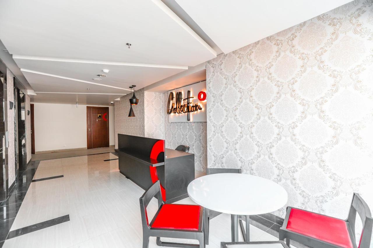 Super Oyo Collection O 16 Vittoria Residence Yakarta Exterior foto