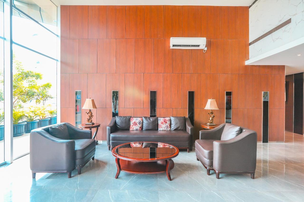 Super Oyo Collection O 16 Vittoria Residence Yakarta Exterior foto