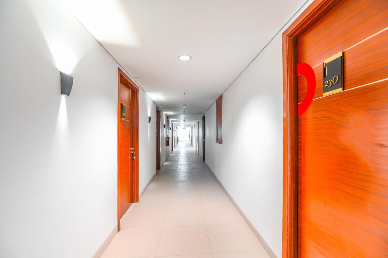 Super Oyo Collection O 16 Vittoria Residence Yakarta Exterior foto