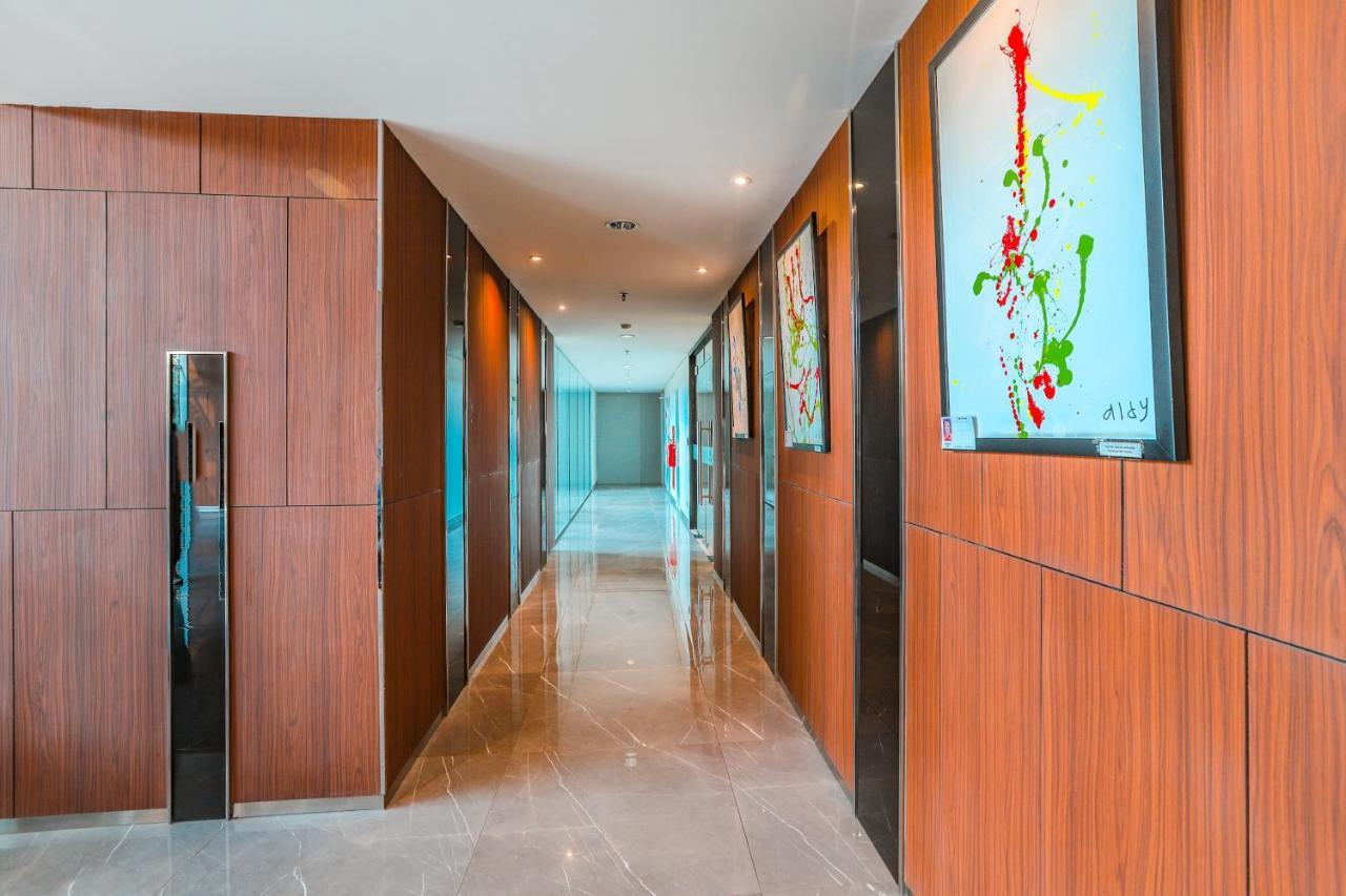 Super Oyo Collection O 16 Vittoria Residence Yakarta Exterior foto